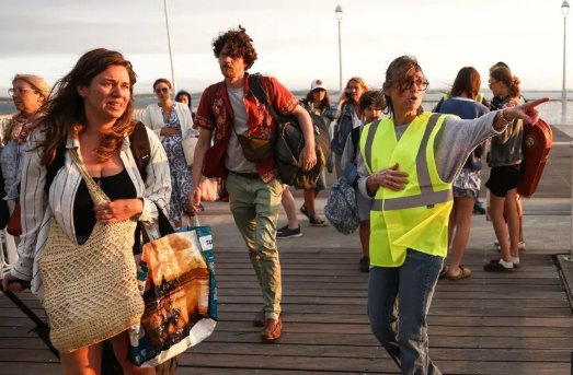 Thousands Evacuated as Massive Wildfires Sweep France and Spain